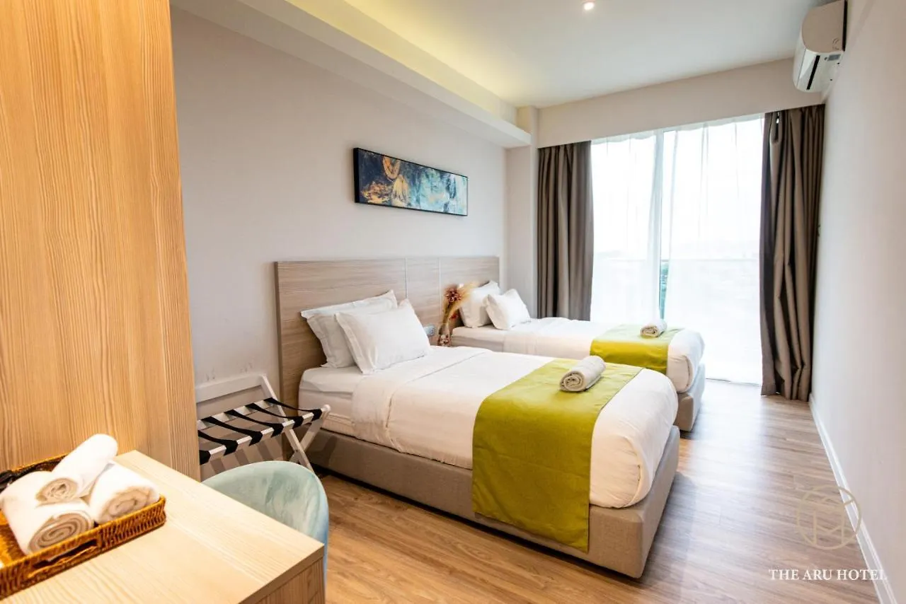 The Aru Hotel At Aru Suites 코타키나발루