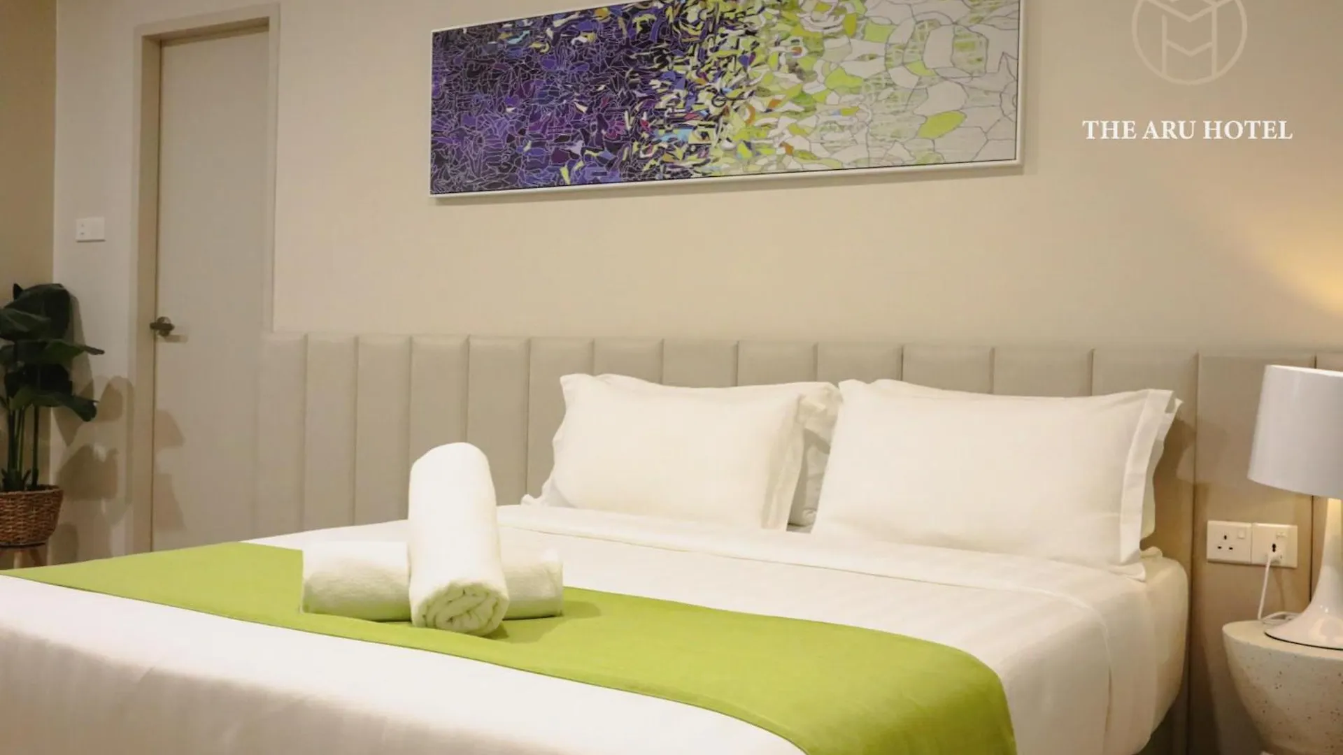 The Aru Hotel At Aru Suites 코타키나발루