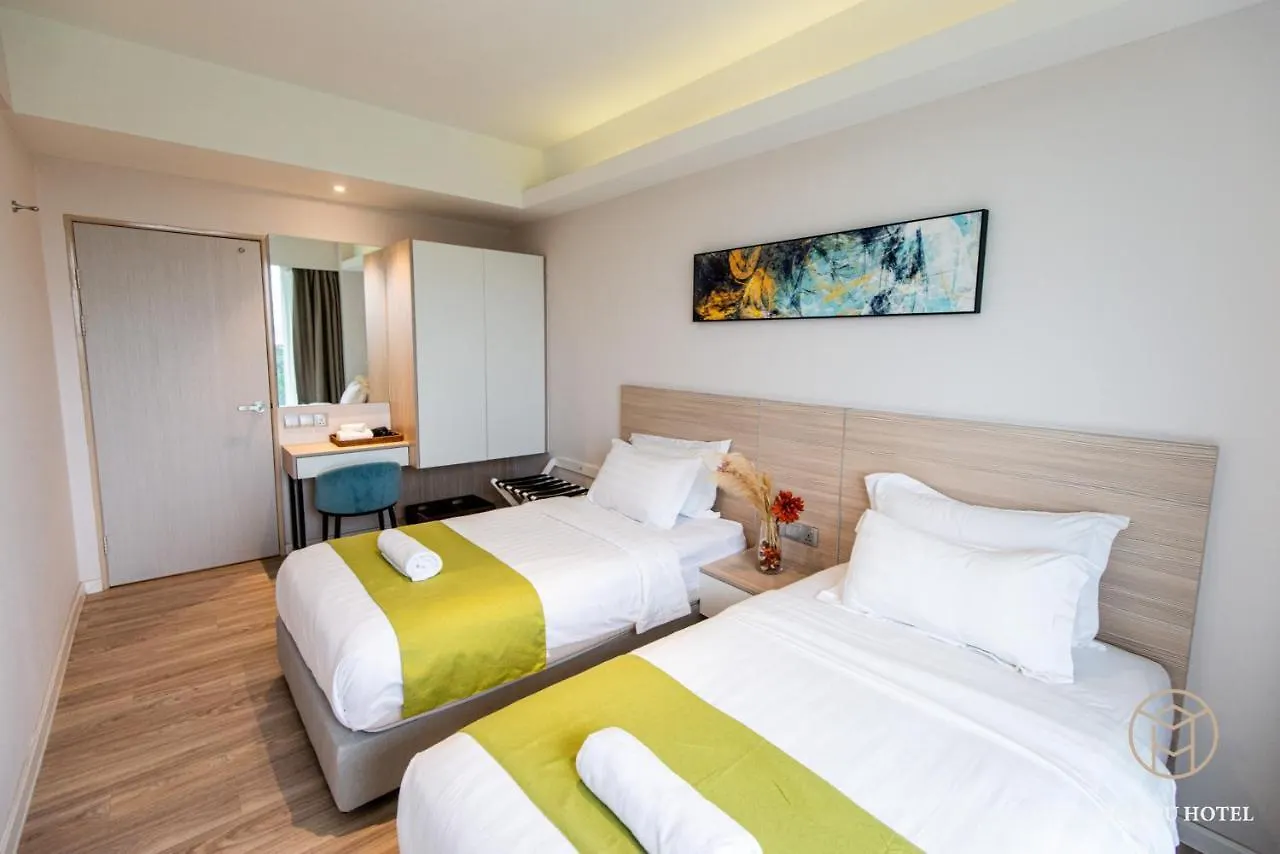 The Aru Hotel At Aru Suites Kota Kinabalu 4*,